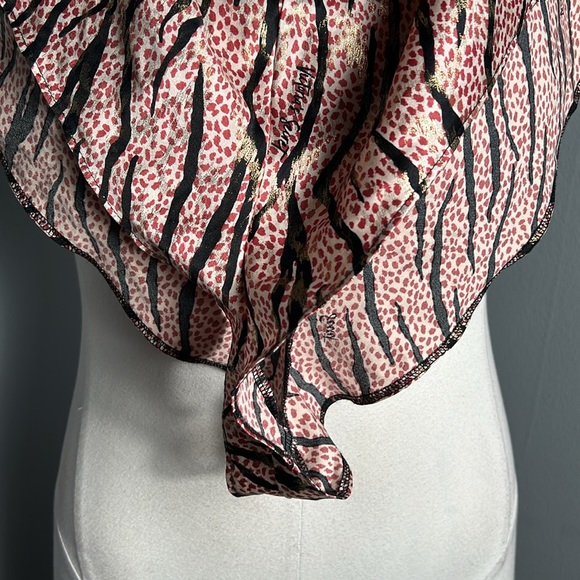 Victoria’s Secret Sleep Set Camo Top and Bottom size XL- like new - Picture 7 of 12